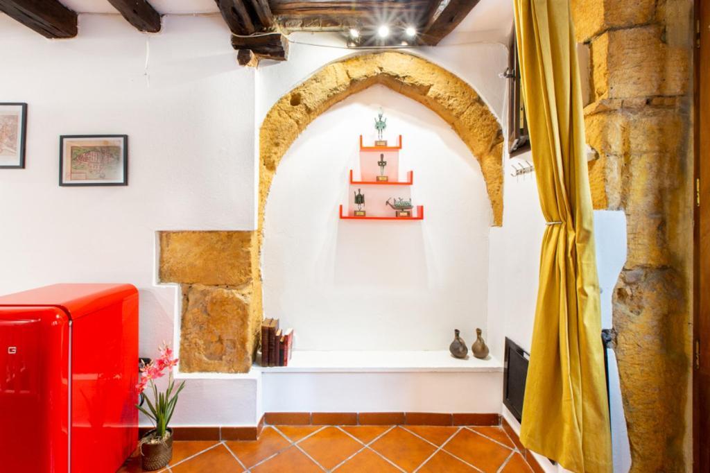 Holiday Home Il Portagioie กาญารี ภายนอก รูปภาพ